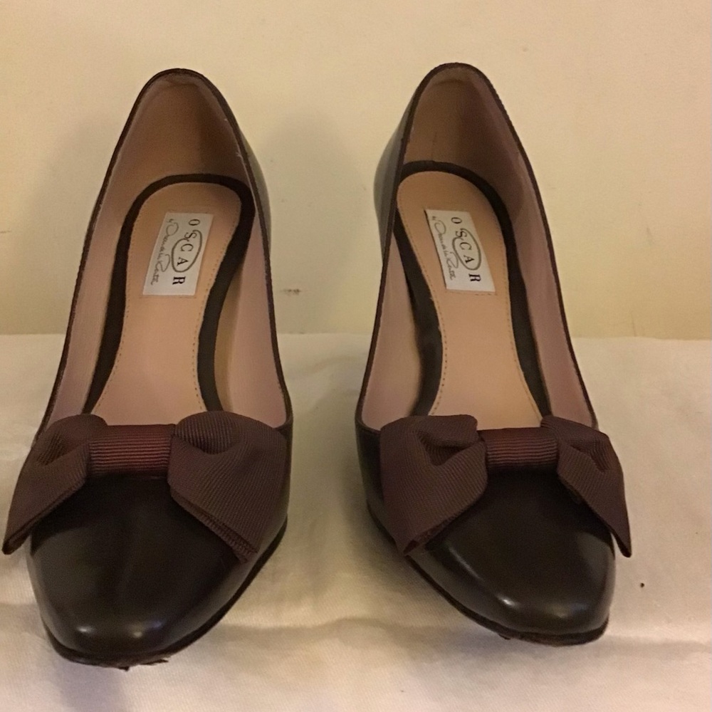 USED, Oscar De La Renta Heels Brown Shoes.